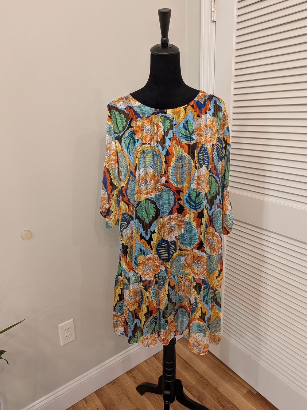 B#1:Floral Print Relaxed Fit Women's Dress - Multicolor 3/4 Sleeve Size Medium